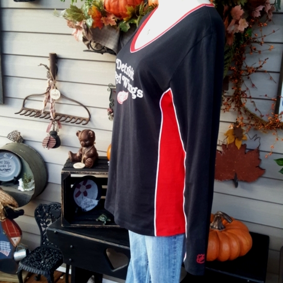 NHL EXCLUSIVE CLUB COLLECTION ♡ DETROIT RED WINGS Black|Red|White L|S Top M - Picture 5 of 14